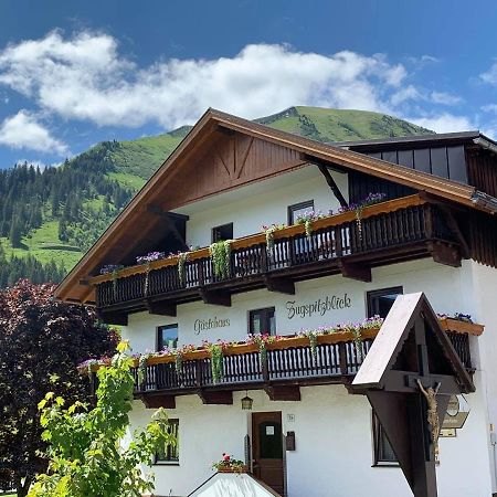 Gaestehaus Zugspitzblick Berwang Exterior foto